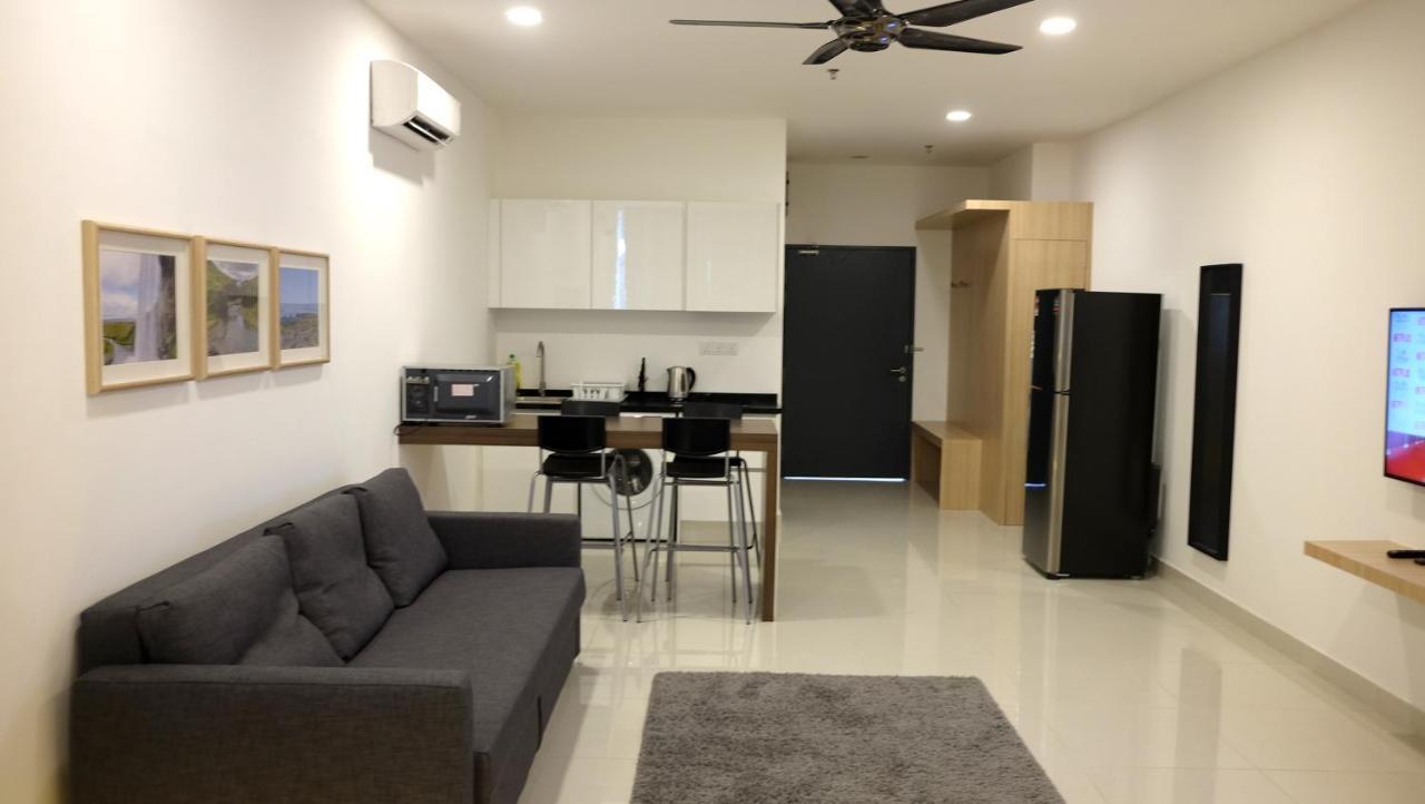 A Suites - Atria Sofo Suites بيتالينغ جايا المظهر الخارجي الصورة